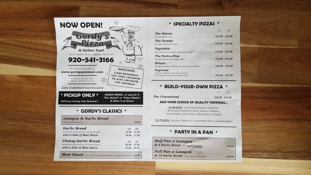 Gordys Pizza | restaurant | 330 E Racine St, Jefferson, WI 53549, USA | 9205413166 OR +1 920-541-3166