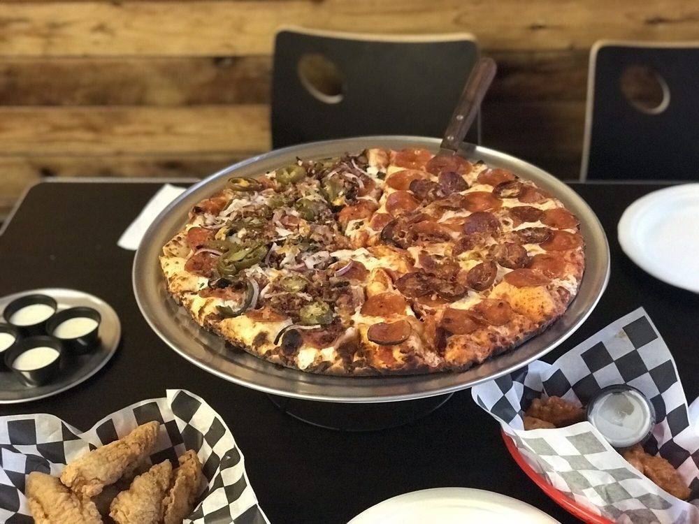 Noahs Pizza | restaurant | 9663 Folsom Blvd, Sacramento, CA 95827, USA | 9168224449 OR +1 916-822-4449