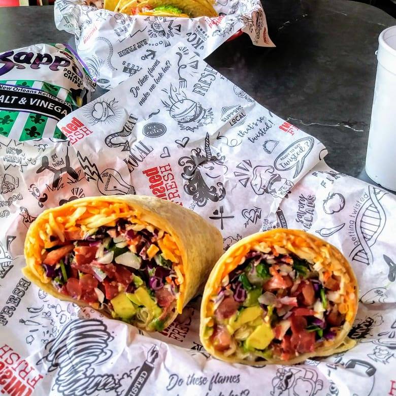 Twisted Fresh | restaurant | 8905 W 135th St, Overland Park, KS 66221, USA | 9137661065 OR +1 913-766-1065