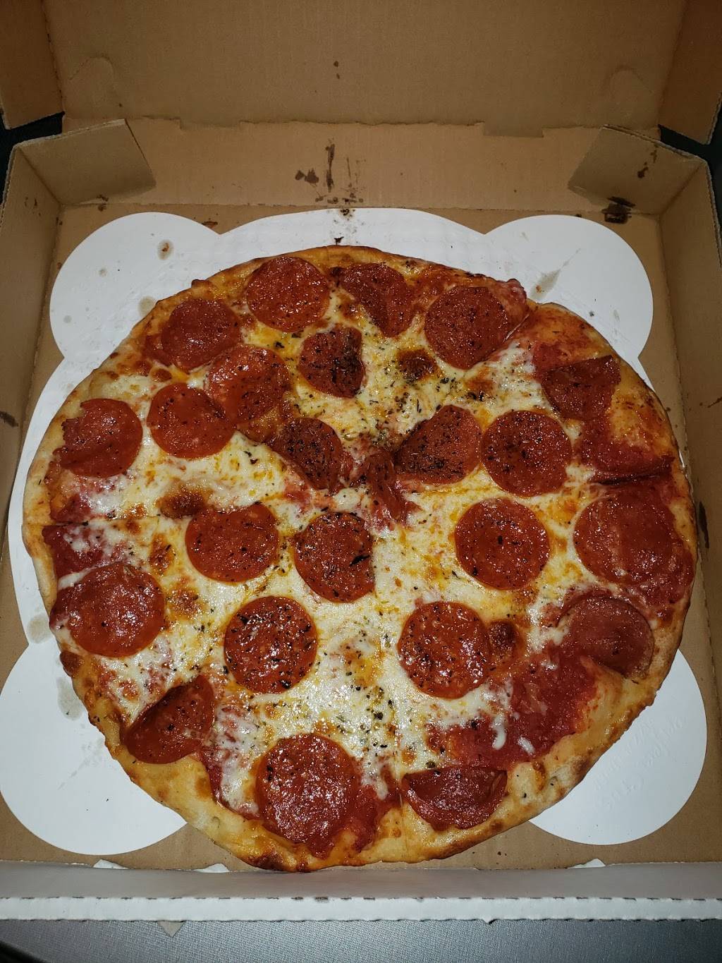 Pizza by the Chef | restaurant | 180 Mall Rd, Hollister, MO 65672, USA | 4172391415 OR +1 417-239-1415