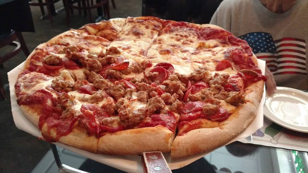 Petrillos Pizza Restaurant | restaurant | 750 W Rte 66, Glendora, CA 91740, USA | 6263351289 OR +1 626-335-1289