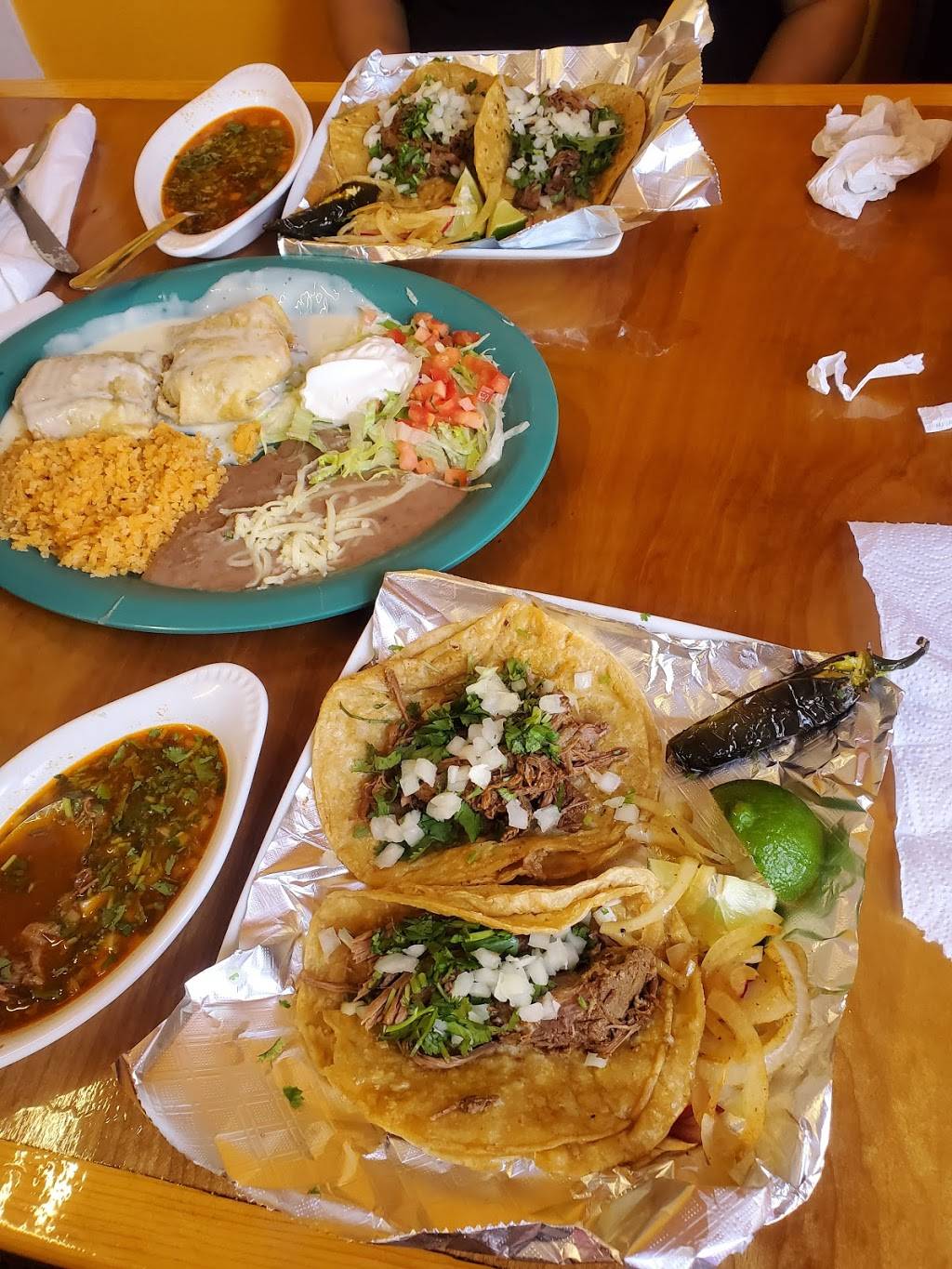 El Lupillo | restaurant | 1711 Pass Rd, Biloxi, MS 39531, USA | 2282070357 OR +1 228-207-0357