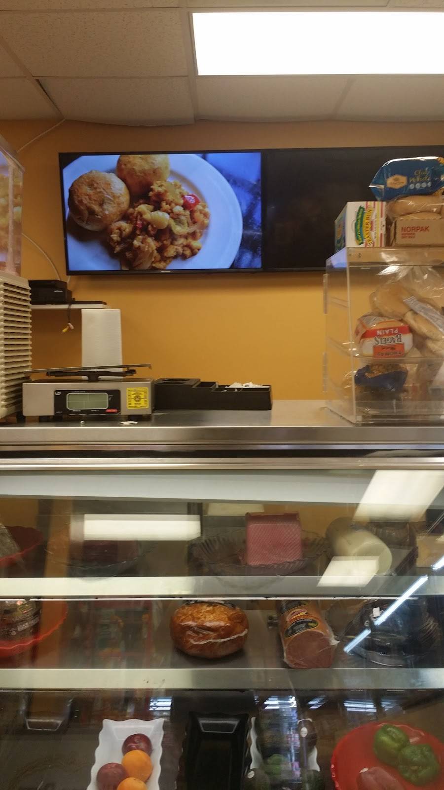 Mels RoadSide Flavors Food Truck | restaurant | Nassau Rd, Roosevelt, NY 11575, USA | 5164949262 OR +1 516-494-9262