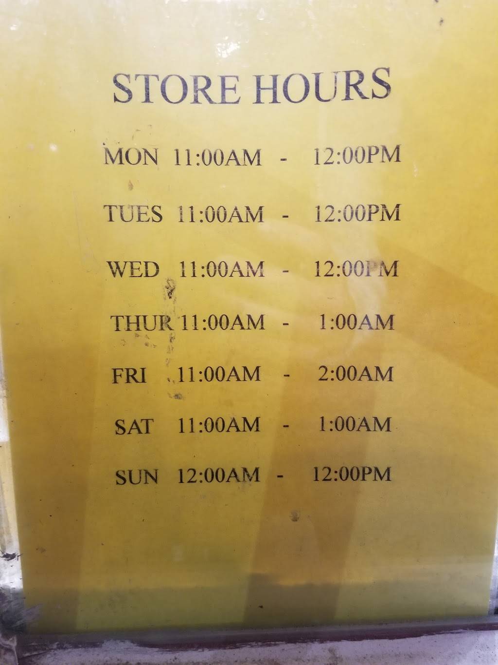 Free Topping Pizza | restaurant | 165 Simcoe St S, Oshawa, ON L1H 4G8, Canada | 9055711010 OR +1 905-571-1010