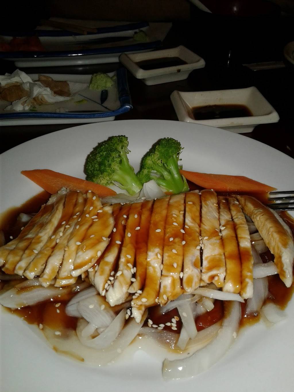 Sushi Koi | restaurant | 11637 Queens Blvd, Forest Hills, NY 11375, USA | 7182618932 OR +1 718-261-8932