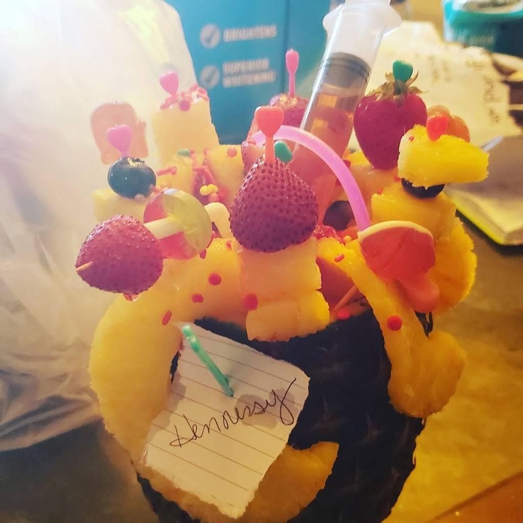 Pineapple passion | restaurant | 2111 Crimea Rd, Gwynn Oak, MD 21207, USA | 4433811317 OR +1 443-381-1317