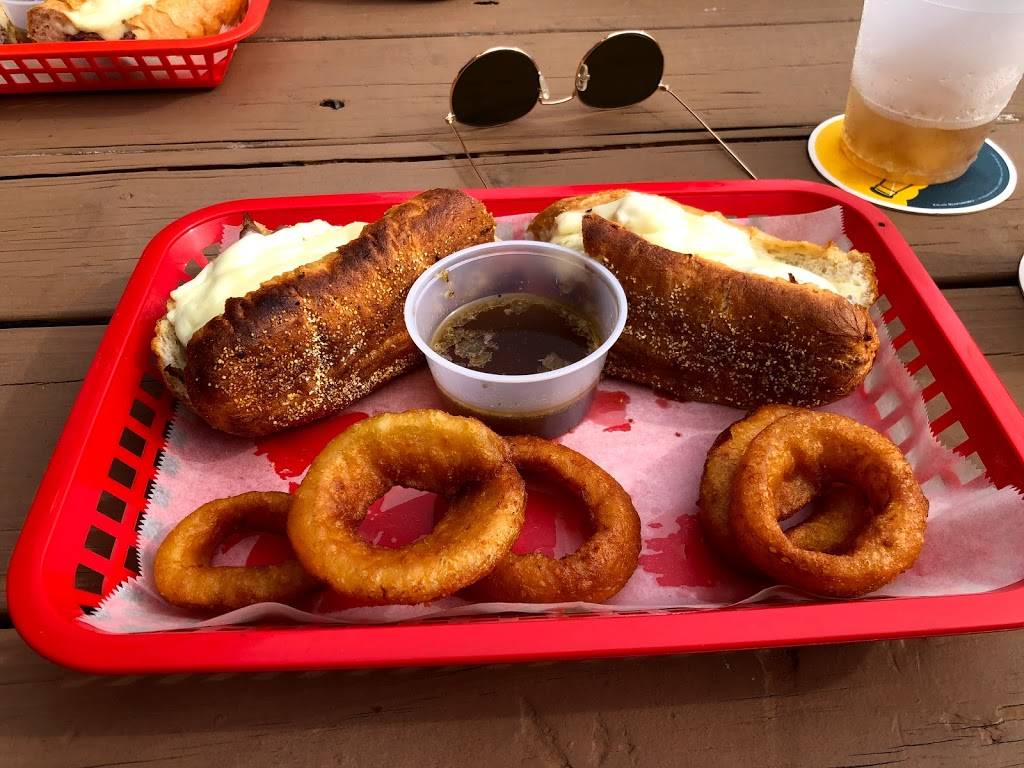 Gold Lion Bar and deli | night club | 4580 Coquina Ave, Titusville, FL 32780, USA | 3213625427 OR +1 321-362-5427