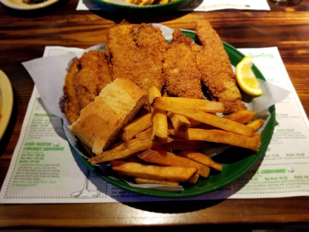 Winking Lizard Tavern | restaurant | 7995 E Broad St, Blacklick, OH 43004, USA | 6144903070 OR +1 614-490-3070