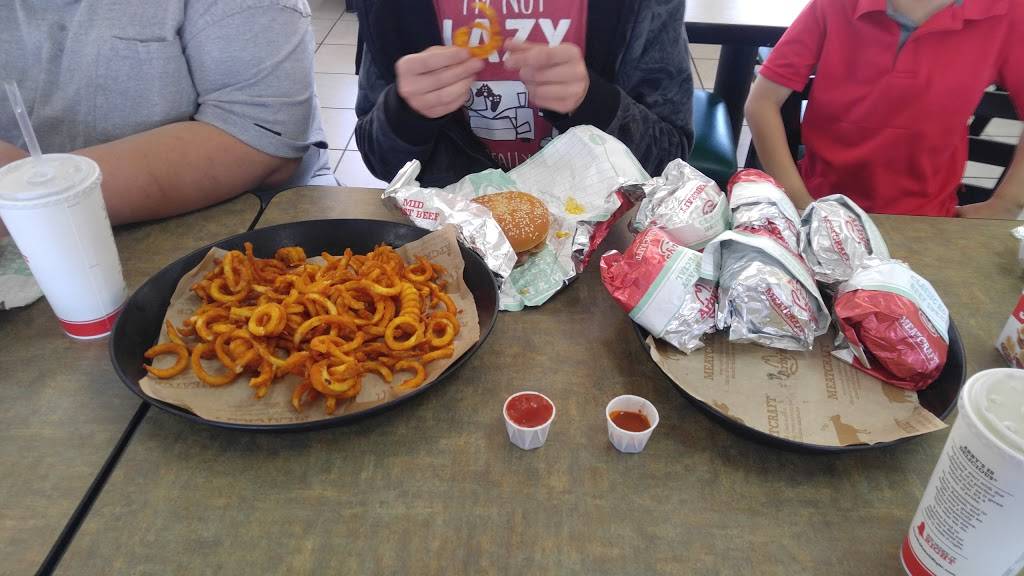 Arbys | meal takeaway | 601 Main St NE, Los Lunas, NM 87031, USA | 5058653256 OR +1 505-865-3256