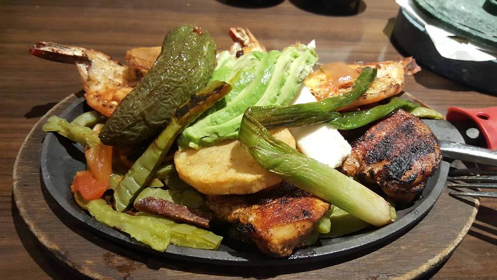 Fonda Don Chon | restaurant | 618 Shoppers Ln, Covina, CA 91723, USA | 6263324712 OR +1 626-332-4712