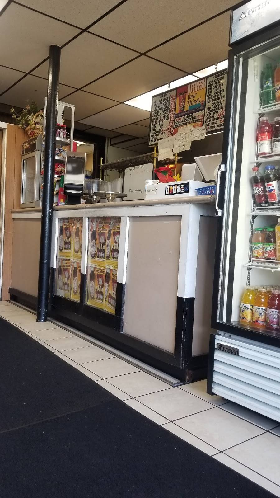 Carls Barbeque & Jerk | restaurant | 285 Silver Ln, East Hartford, CT 06118, USA | 8605683644 OR +1 860-568-3644