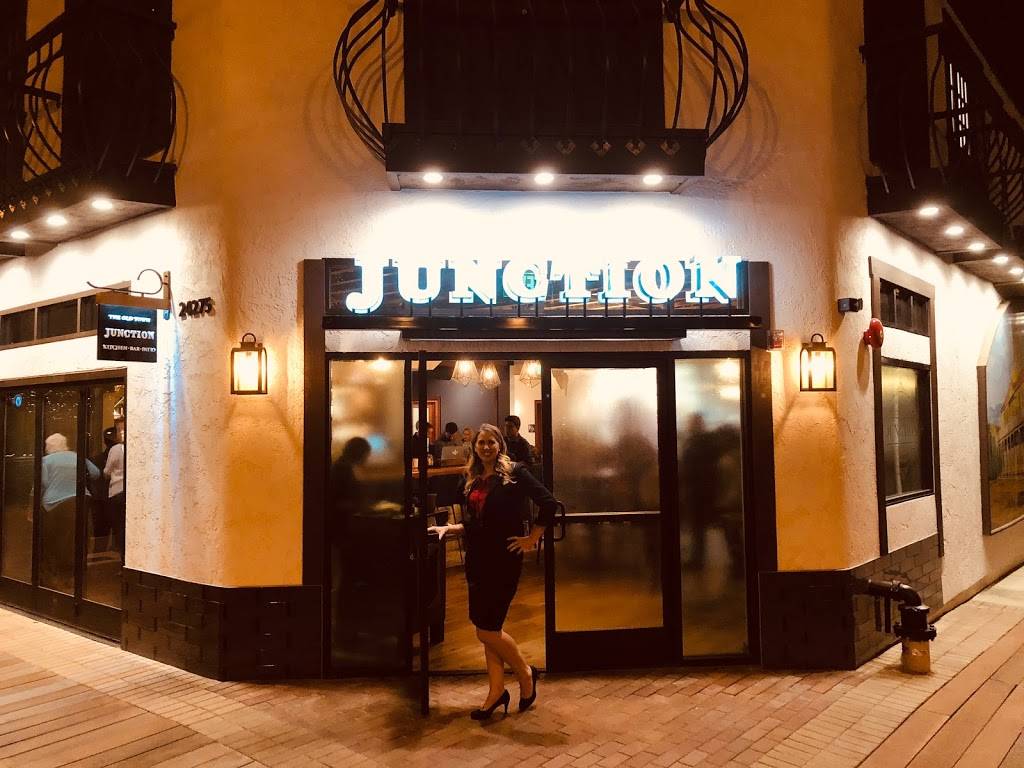 The Old Town Junction | restaurant | 24275 Main St, Santa Clarita, CA 91321, USA | 6617024888 OR +1 661-702-4888