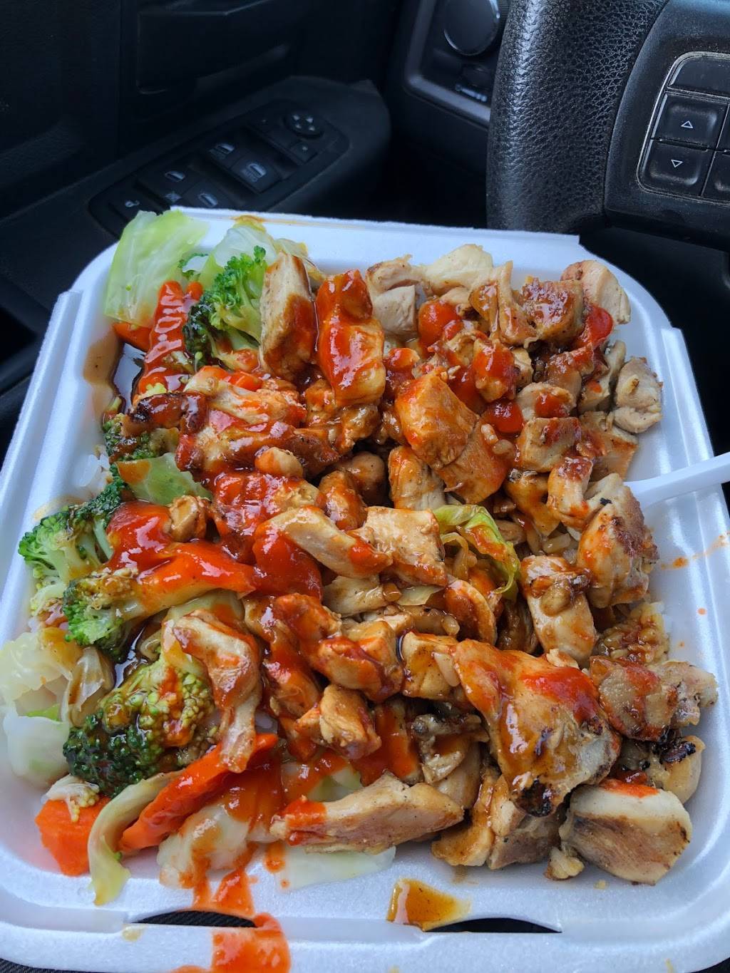 Happy Dogs | restaurant | 6235 Van Nuys Blvd, Van Nuys, CA 91401, USA | 8189890193 OR +1 818-989-0193