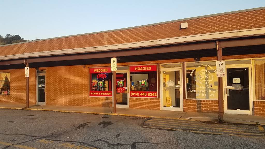 Foxs Pizza Den | restaurant | 6858 PA-711, Seward, PA 15954, USA | 8144468342 OR +1 814-446-8342