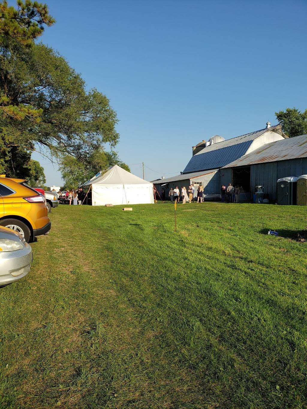 Windmill | restaurant | 6949 WI-22, Oconto Falls, WI 54154, USA | 9208464870 OR +1 920-846-4870