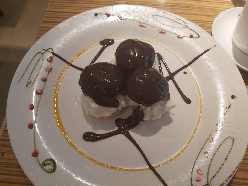 Brasserie Brickell Key | restaurant | 605 Brickell Key Dr, Miami, FL 33131, USA | 3059828128 OR +1 305-982-8128