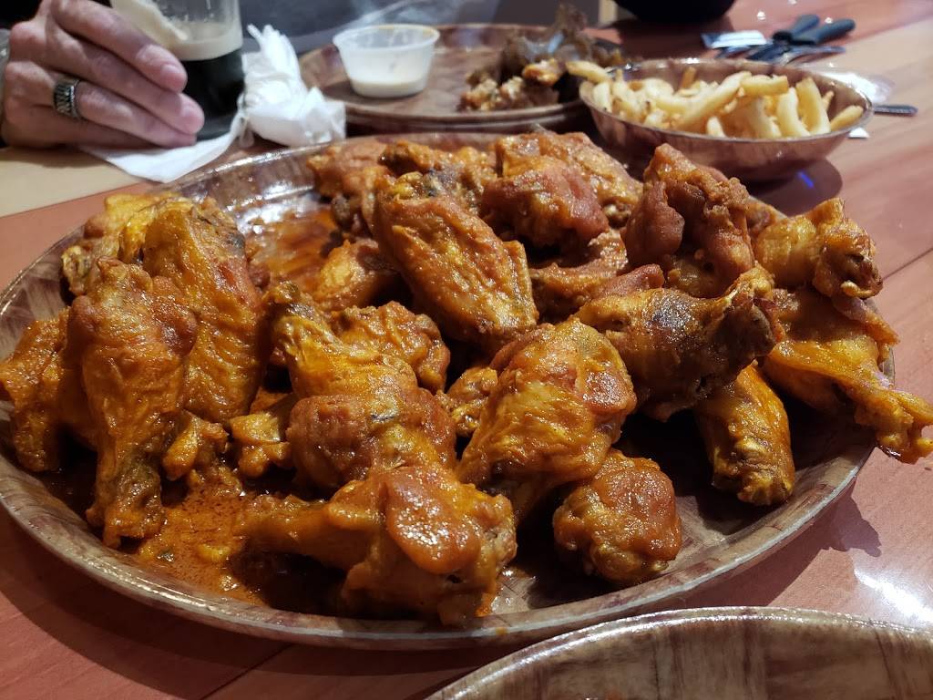 Hooters | meal takeaway | 16070 FL-54, Odessa, FL 33556, USA | 8139201183 OR +1 813-920-1183