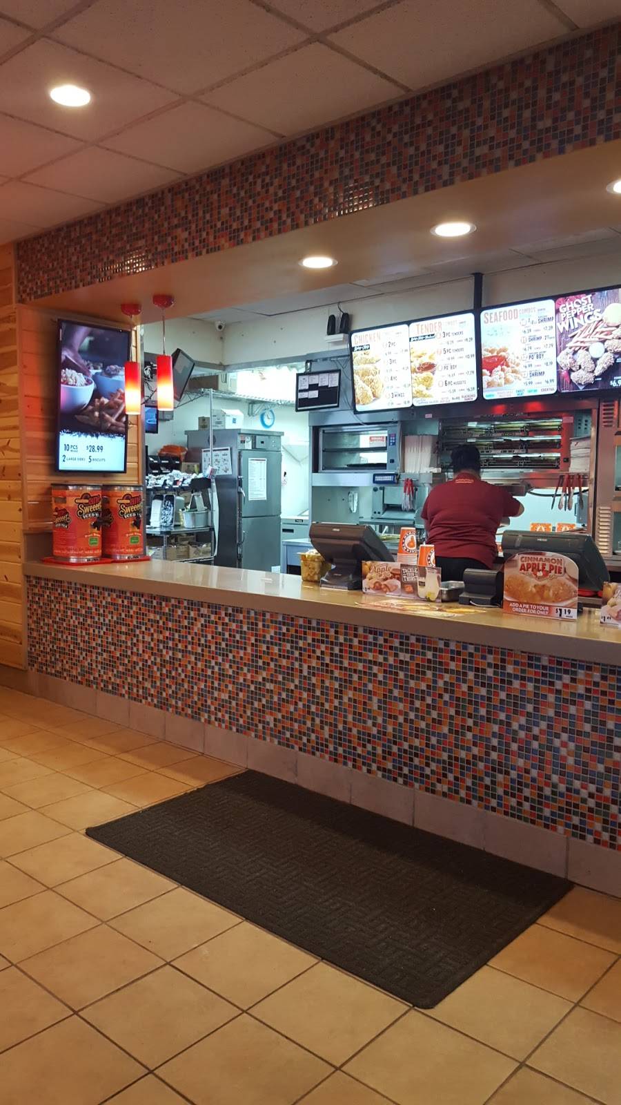Popeyes Louisiana Kitchen | restaurant | 8573311# District of Freedom, 3511 NE 82nd Ave, Portland, OR 97220, USA | 5032816068 OR +1 503-281-6068
