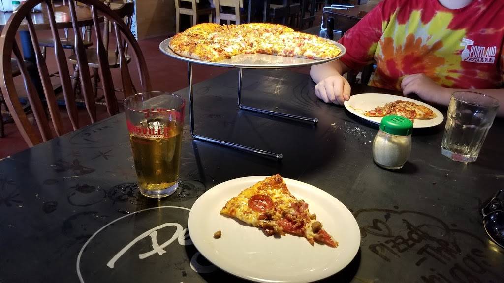 Portland Pizza & Pub | restaurant | 819 N Broadway, Portland, TN 37148, USA | 6157455265 OR +1 615-745-5265