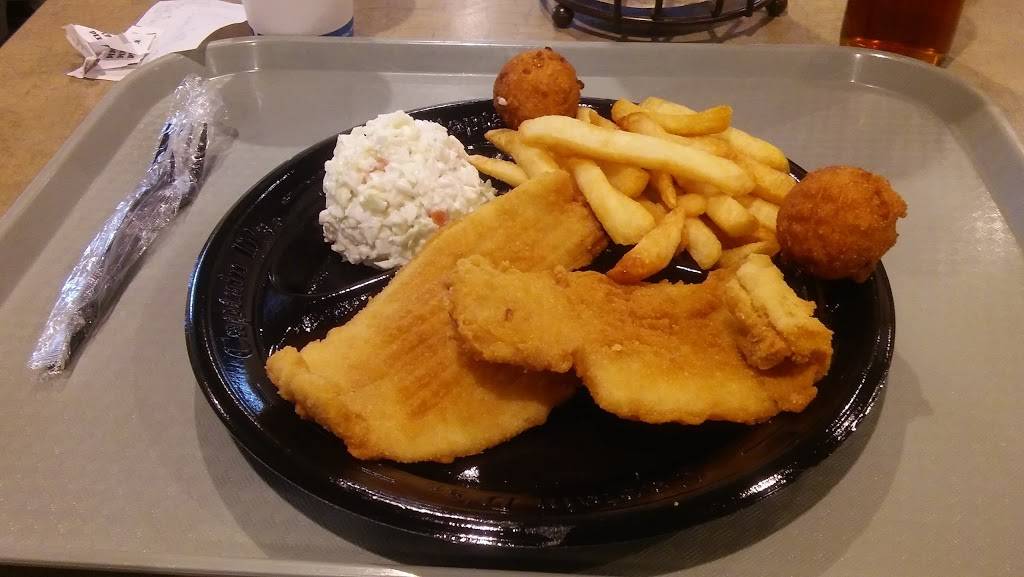 Captain Ds | restaurant | 2307 NC-54, Durham, NC 27713, USA | 9193612110 OR +1 919-361-2110