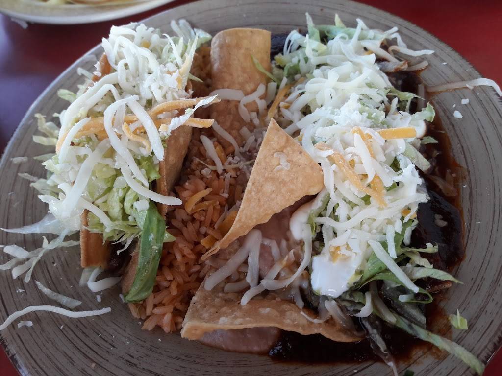 Taqueria El Gordito | restaurant | 415 N Grand Ave, Santa Ana, CA 92701, USA | 7145504686 OR +1 714-550-4686