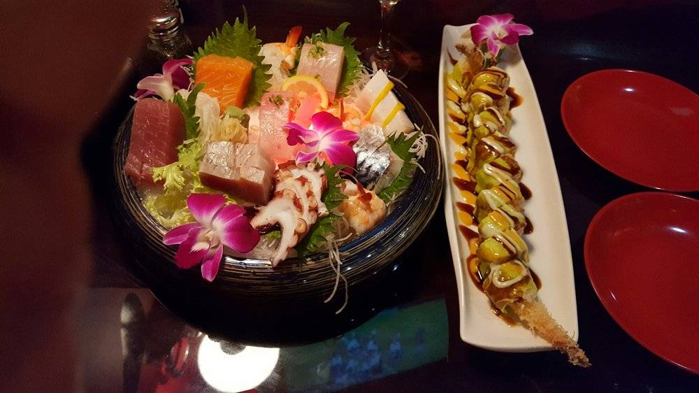 Sawa Sushi & Hibachi | meal takeaway | 9557 Nall Ave, Overland Park, KS 66207, USA | 9136486616 OR +1 913-648-6616