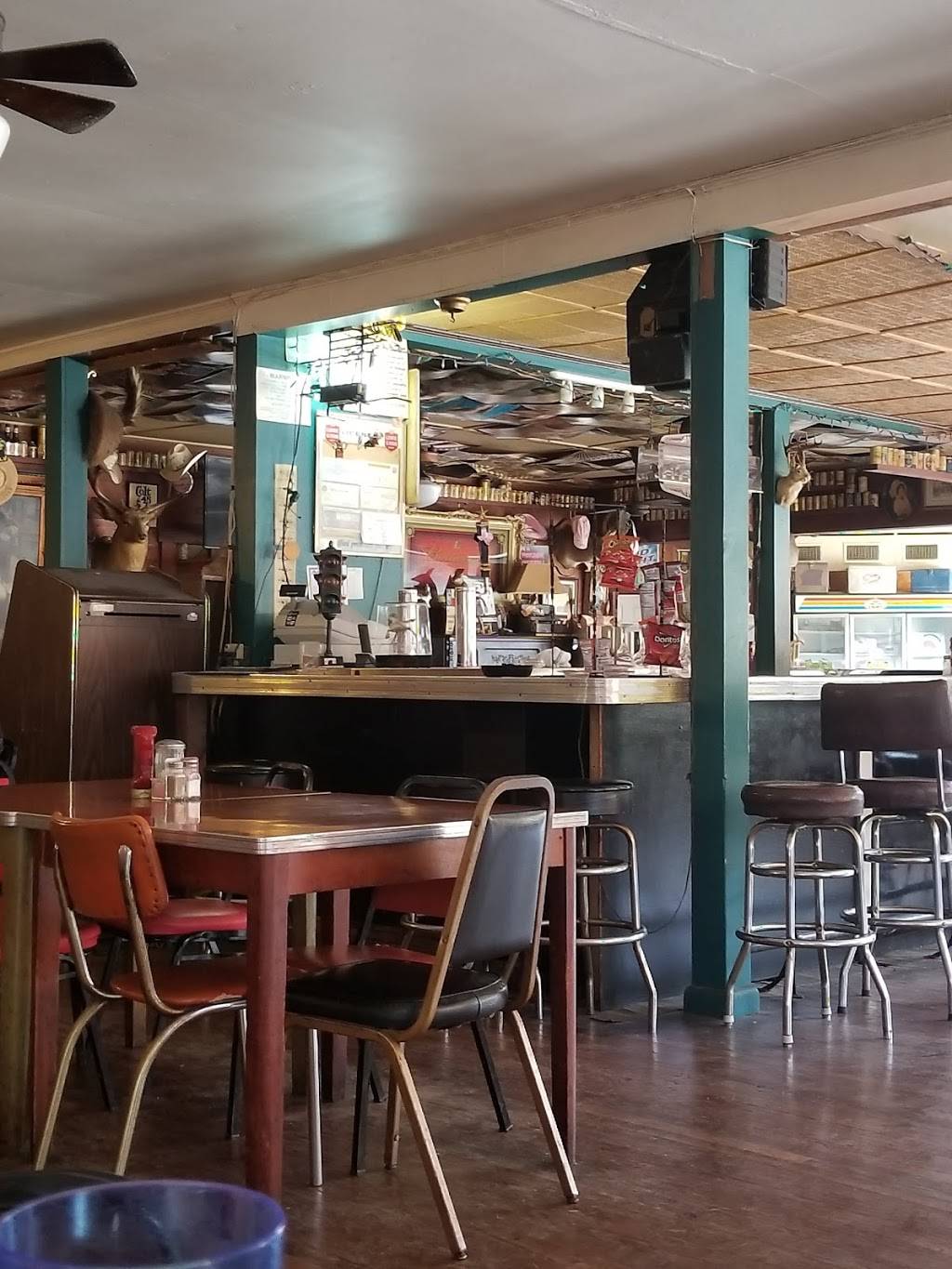 Adolphs Store | restaurant | 6795, 9389 PR 37, Lakehills, TX 78063, USA | 8307512240 OR +1 830-751-2240