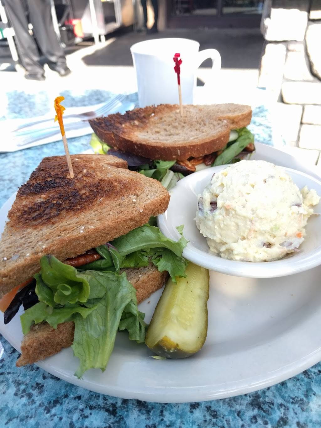 Bills Cafe | restaurant | 1401 Kooser Rd, San Jose, CA 95118, USA | 4082641900 OR +1 408-264-1900