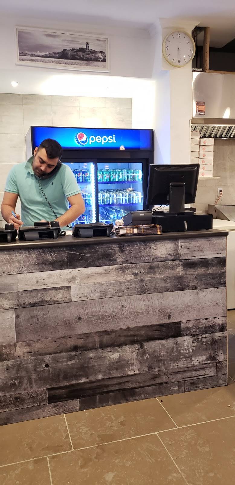 La Pizzeria Pointe | restaurant | 1016 Boulevard Taschereau, La Prairie, QC J5R 1W6, Canada | 4506590659 OR +1 450-659-0659