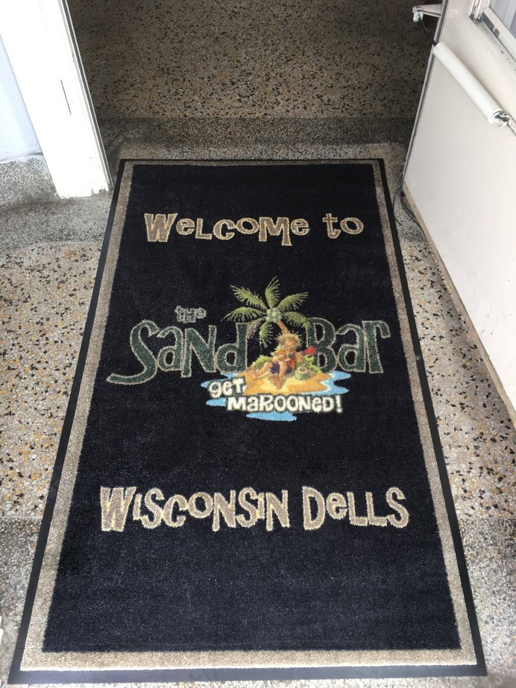 Sand Bar | restaurant | 130 Washington Ave, Wisconsin Dells, WI 53965, USA | 6082533073 OR +1 608-253-3073