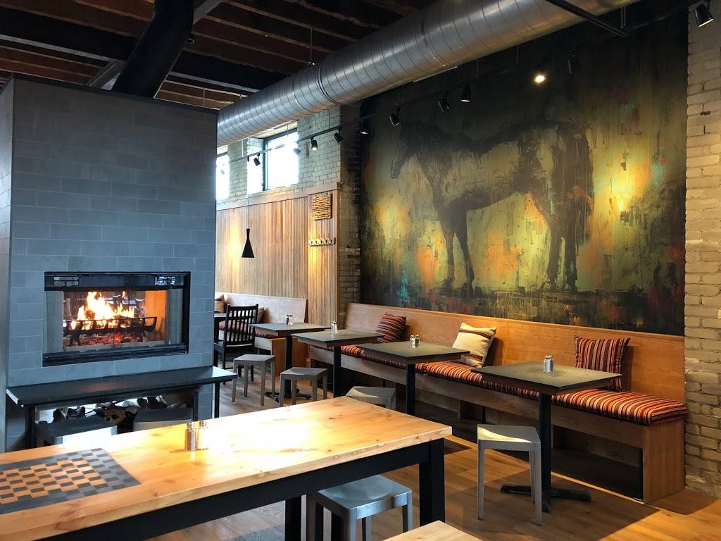 Horse Thieves Tavern | restaurant | 585 High St, Dedham, MA 02026, USA | 7817089185 OR +1 781-708-9185