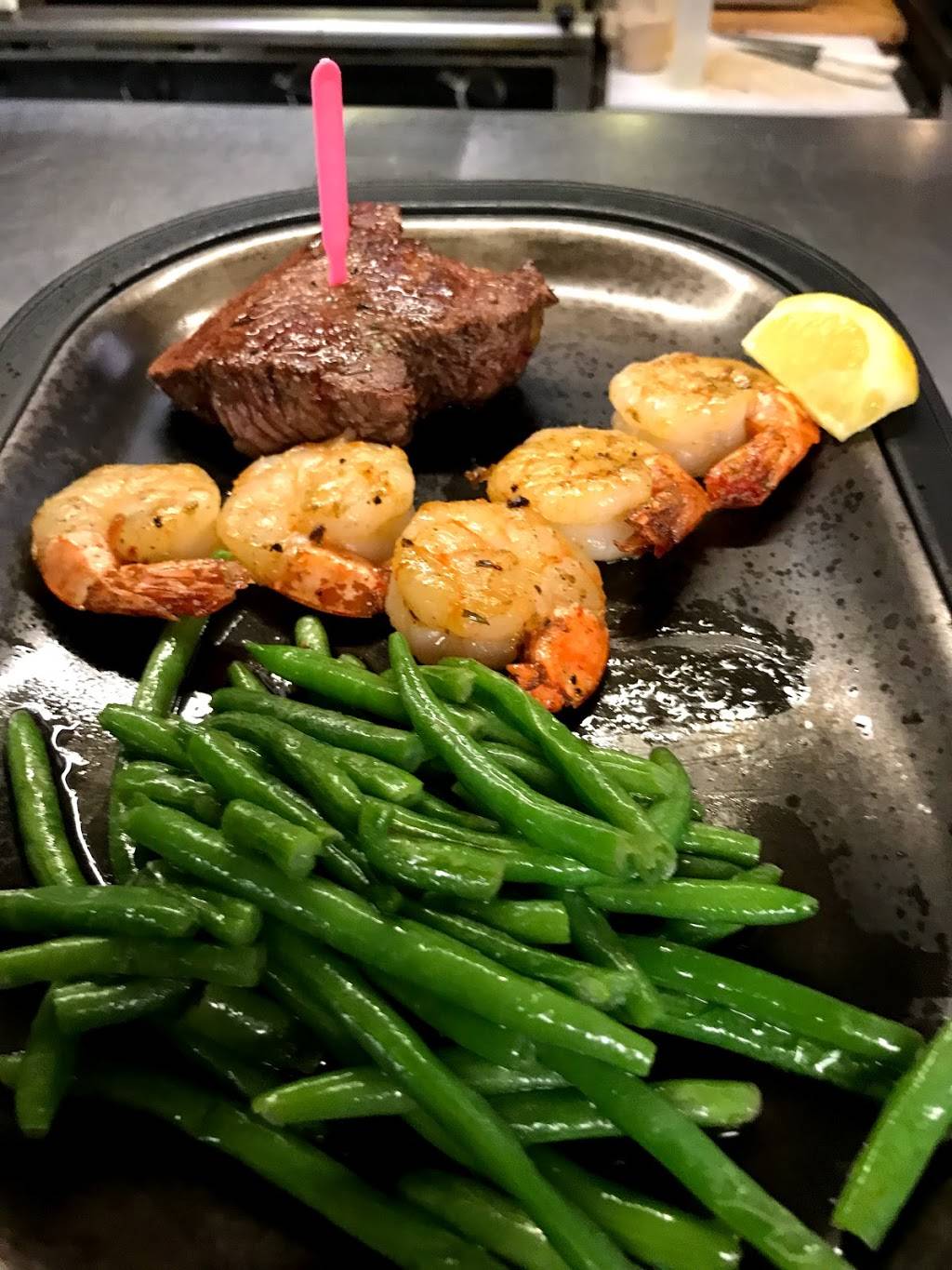 Buck-A-Neer Supper Club | restaurant | 122923, County Rd C, Stratford, WI 54484, USA | 7153842629 OR +1 715-384-2629