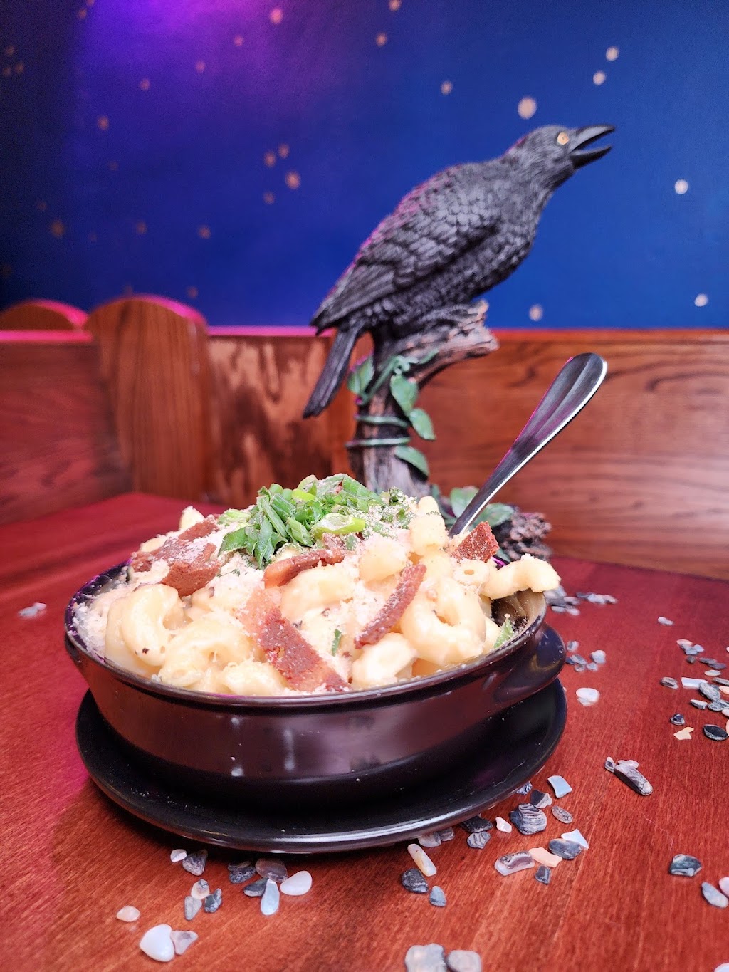 Hourglass Cafe & Bar | restaurant | 560 7th St W, St Paul, MN 55102, USA | 6513303255 OR +1 651-330-3255