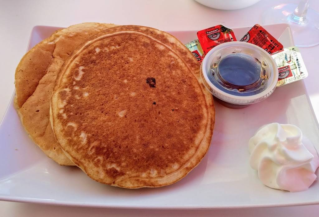 Armands Place | restaurant | 19 N Boulevard of the Presidents, Sarasota, FL 34236, USA | 9412273002 OR +1 941-227-3002