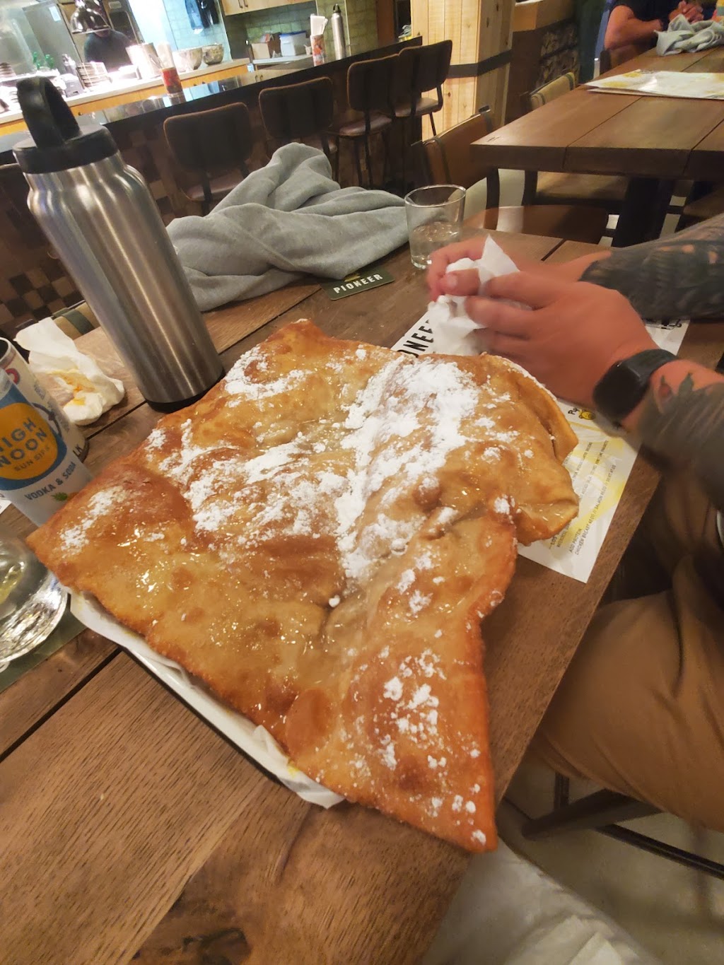 Pioneer Cleveland | restaurant | 2407 Lorain Ave, Cleveland, OH 44113, USA | 2169985355 OR +1 216-998-5355