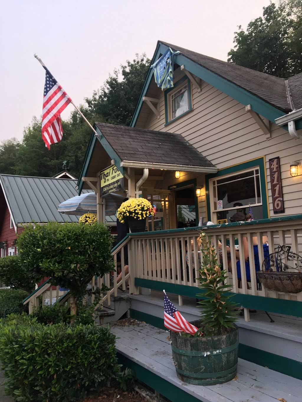 Thai Hut | restaurant | 4116 Harborview Dr, Gig Harbor, WA 98332, USA | 2538588523 OR +1 253-858-8523