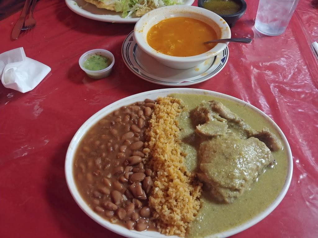 Restaurant Huauchinangos Mexican Food | restaurant | 1620 W University Dr #5, Mesa, AZ 85201, USA | 4808352054 OR +1 480-835-2054