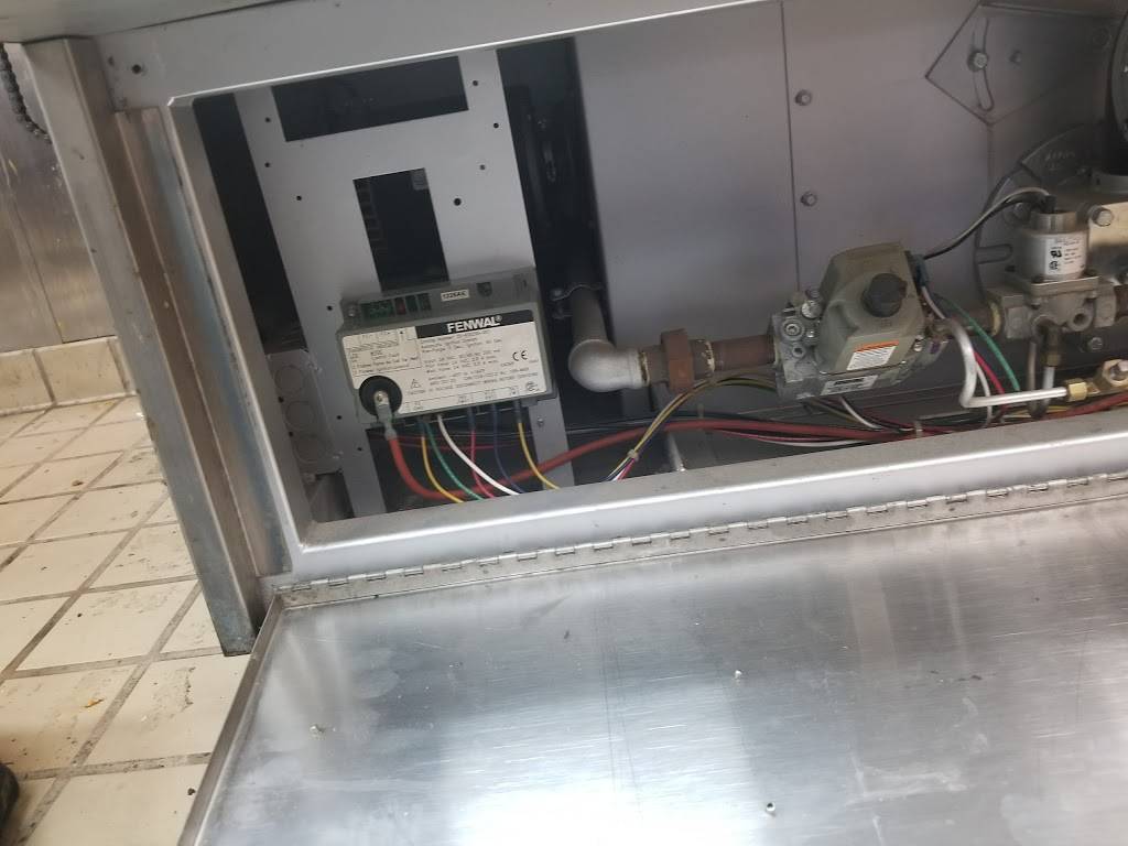 Happys Pizza | meal delivery | 4371 Crenshaw Blvd, Los Angeles, CA 90008, USA | 3232932933 OR +1 323-293-2933