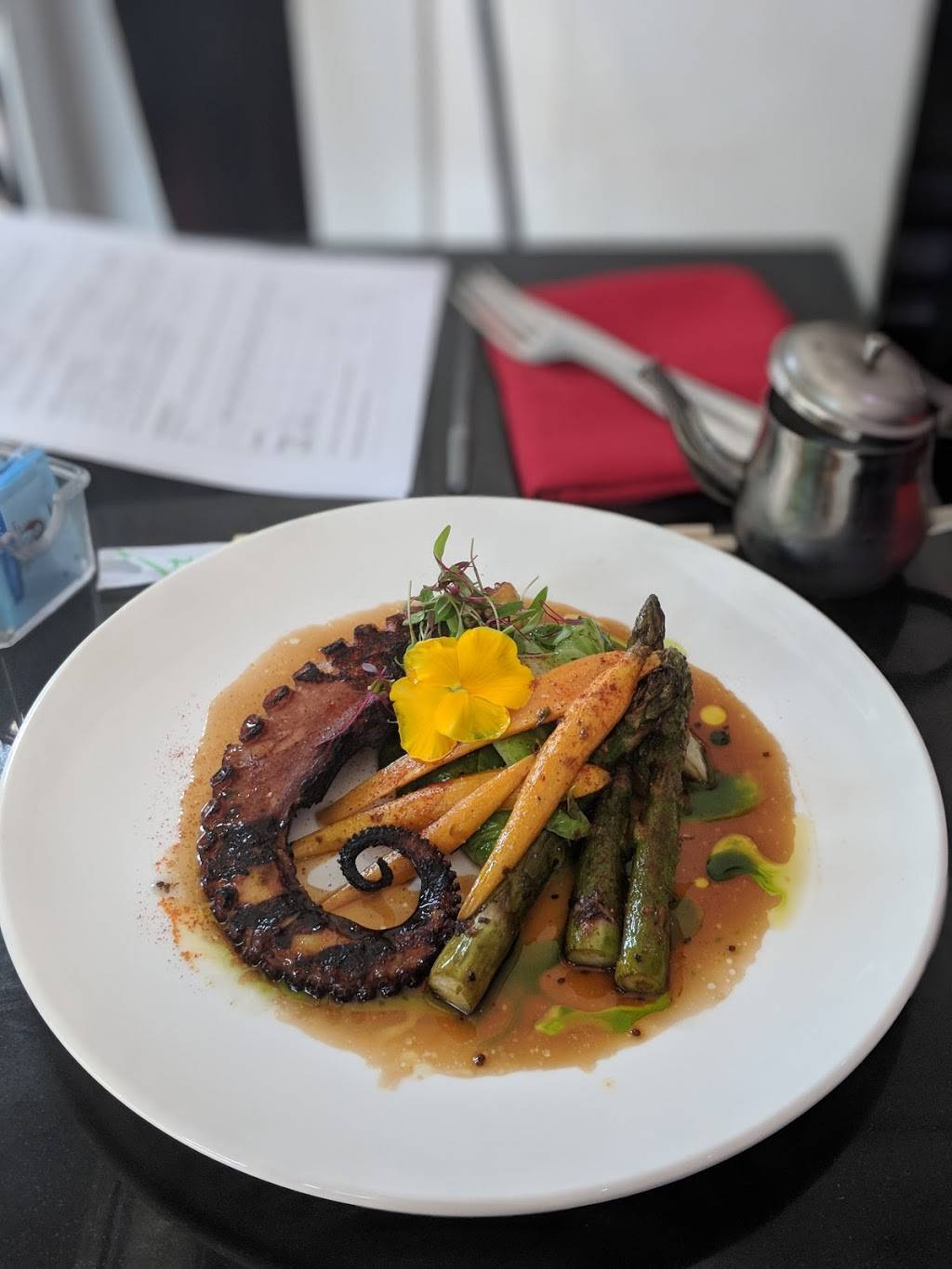 Mamasushi | restaurant | 3569 Broadway, New York, NY 10031, USA | 6466827879 OR +1 646-682-7879