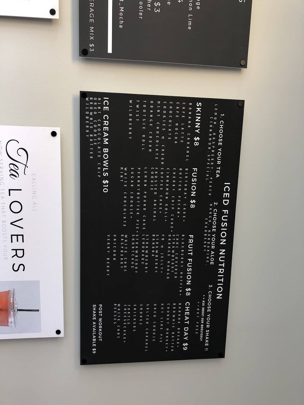 Iced Fusion Smoothie Bar | restaurant | 42090 Ford Rd, Canton, MI 48187, USA | 7346673220 OR +1 734-667-3220