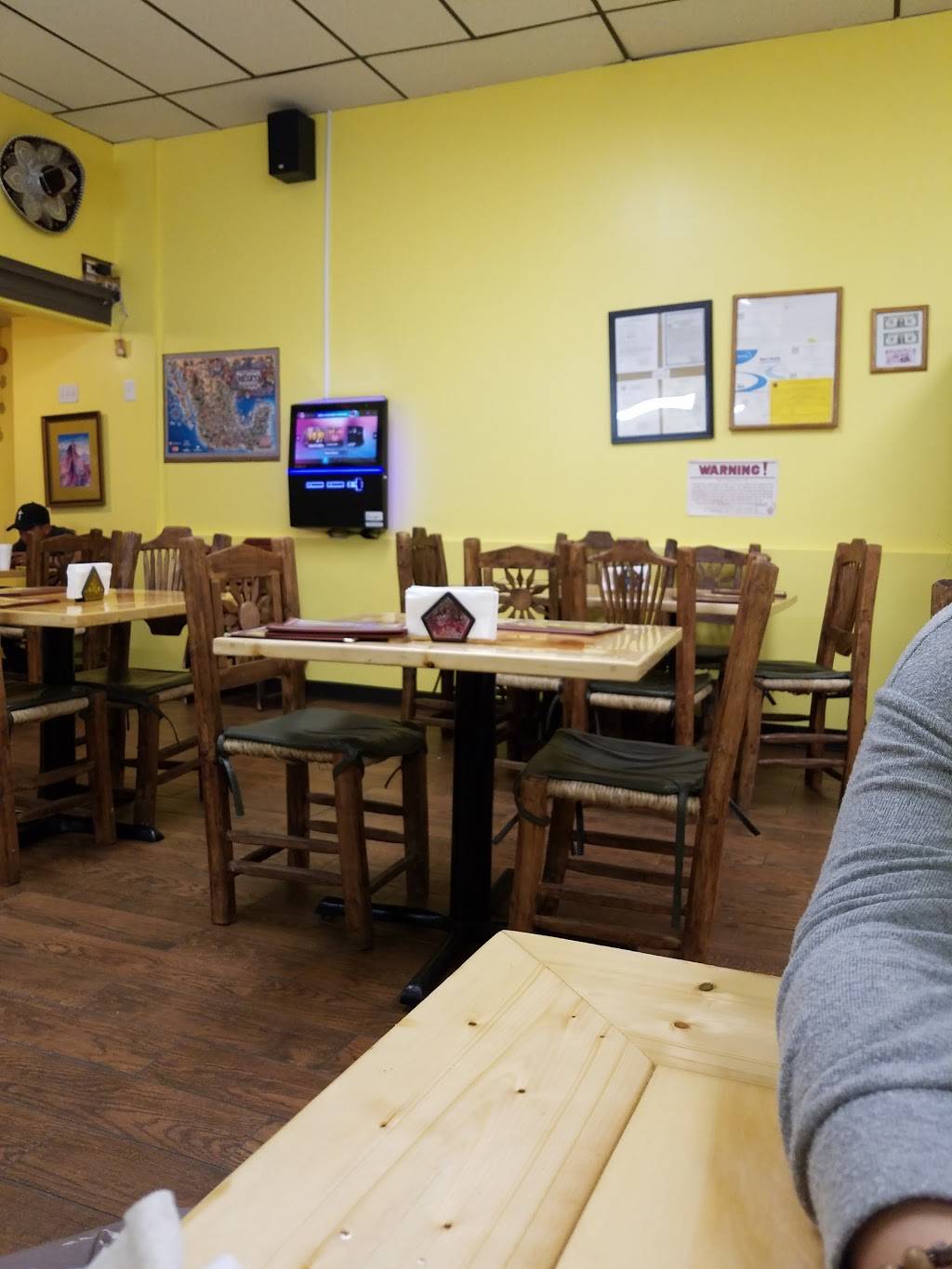 Taqueria Mexico Lindo | restaurant | 16 Market St, Lynn, MA 01901, USA | 7814774222 OR +1 781-477-4222