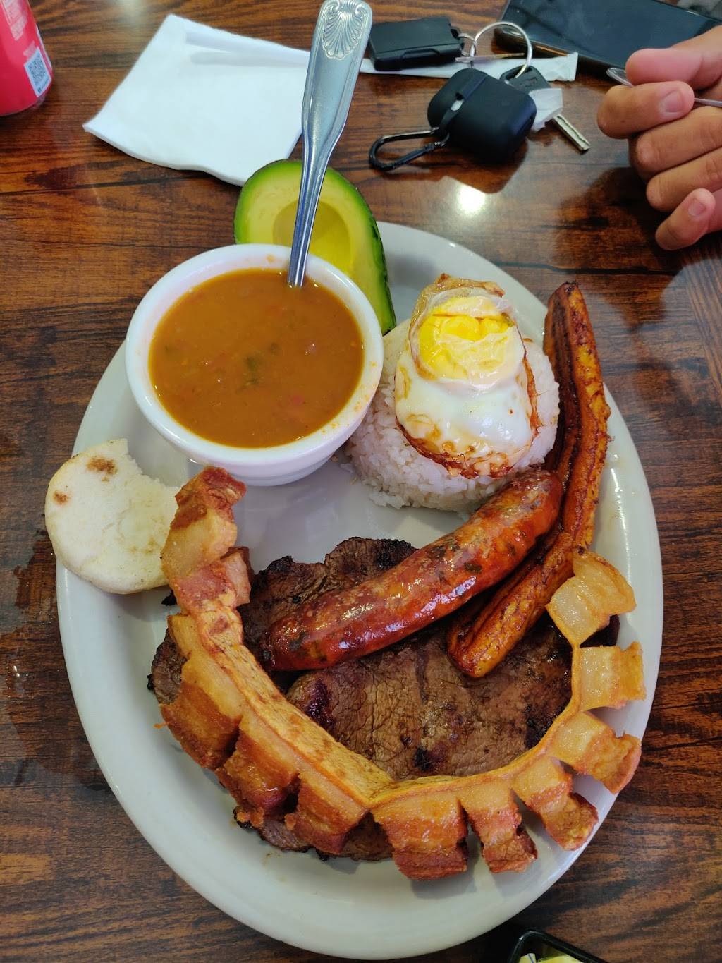 Las Arepas De Julia | restaurant | 4044 Lawrenceville Hwy, Lilburn, GA 30047, USA | 7705594094 OR +1 770-559-4094