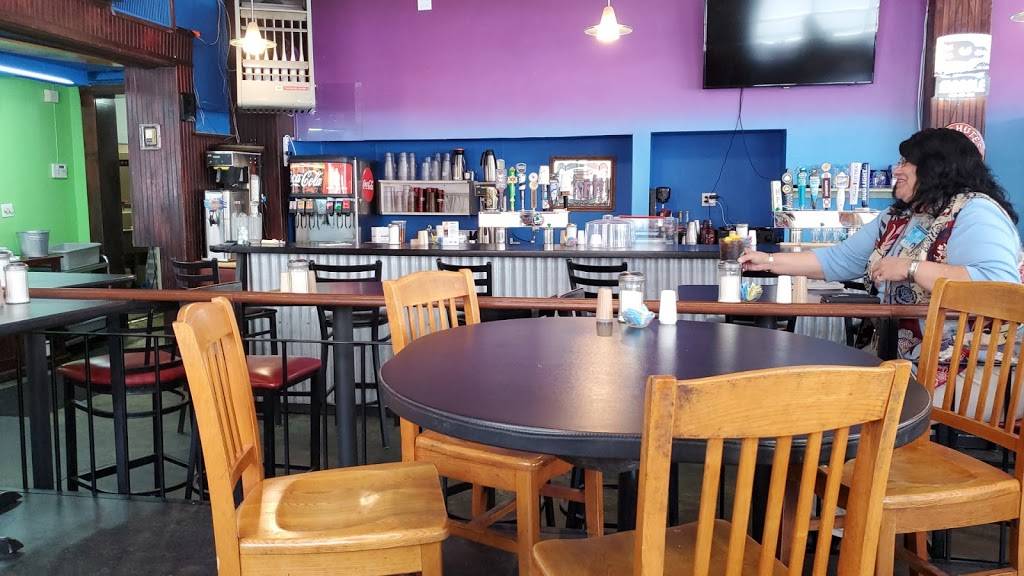 Lindys Diner | restaurant | 500 Central Ave SW #3114, Albuquerque, NM 87102, USA | 5052422582 OR +1 505-242-2582