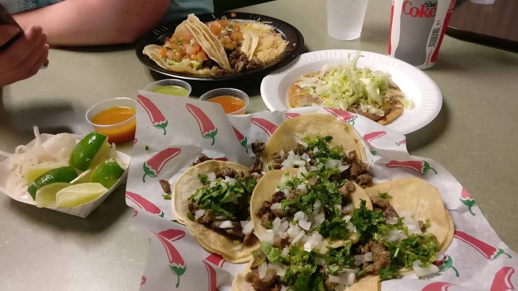 Panchos Mexican Food | restaurant | 2110 S Campbell Ave, Springfield, MO 65807, USA | 4178859080 OR +1 417-885-9080