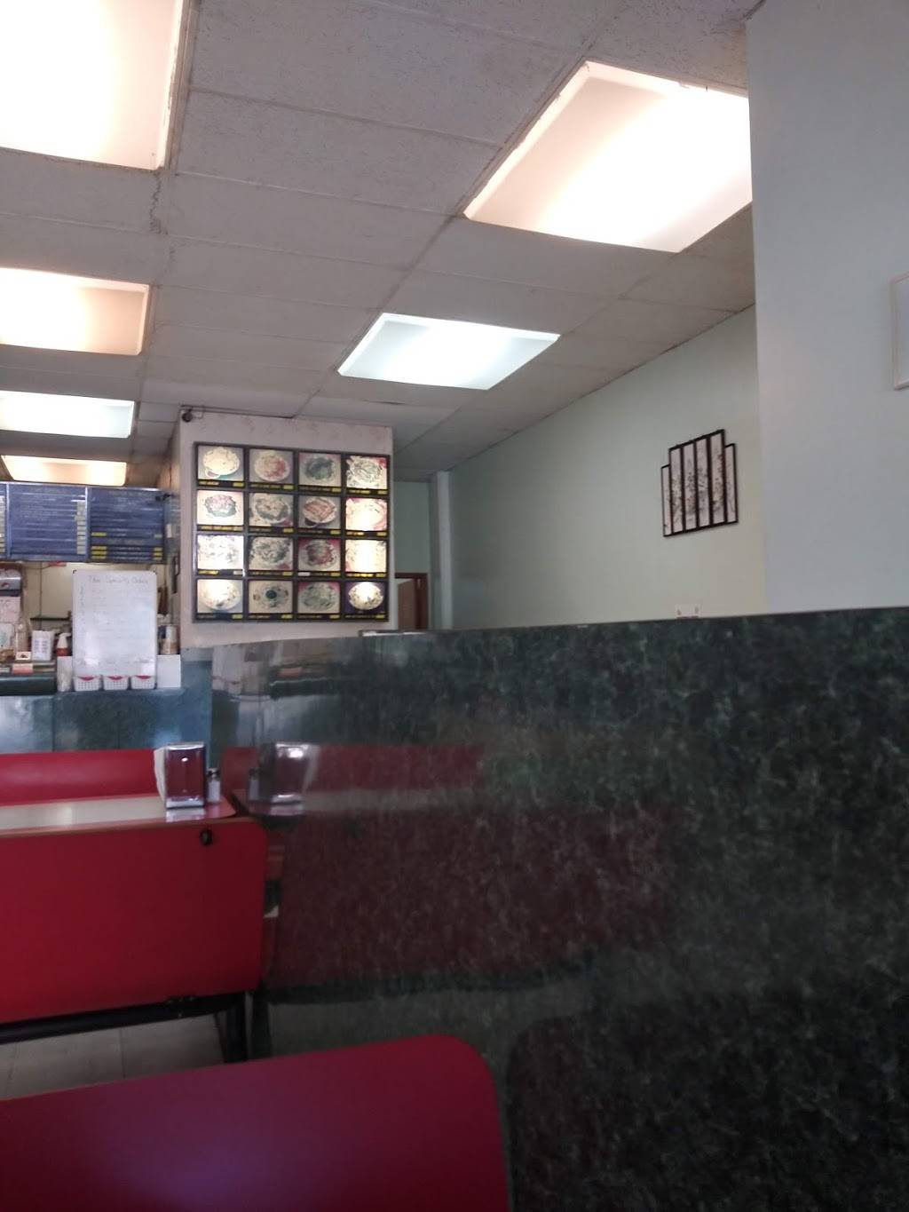 Main Moon | restaurant | 29 E Main St, Ashland, OH 44805, USA | 4192898800 OR +1 419-289-8800