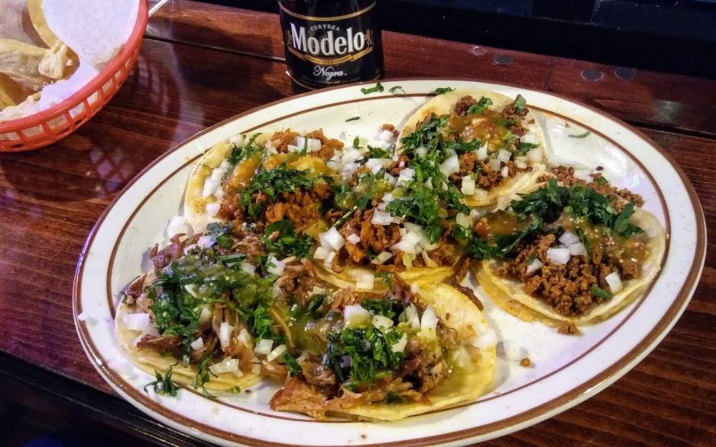 Mi Casita | restaurant | 330 W Santa Fe Ave, Placentia, CA 92870, USA | 6574442710 OR +1 657-444-2710