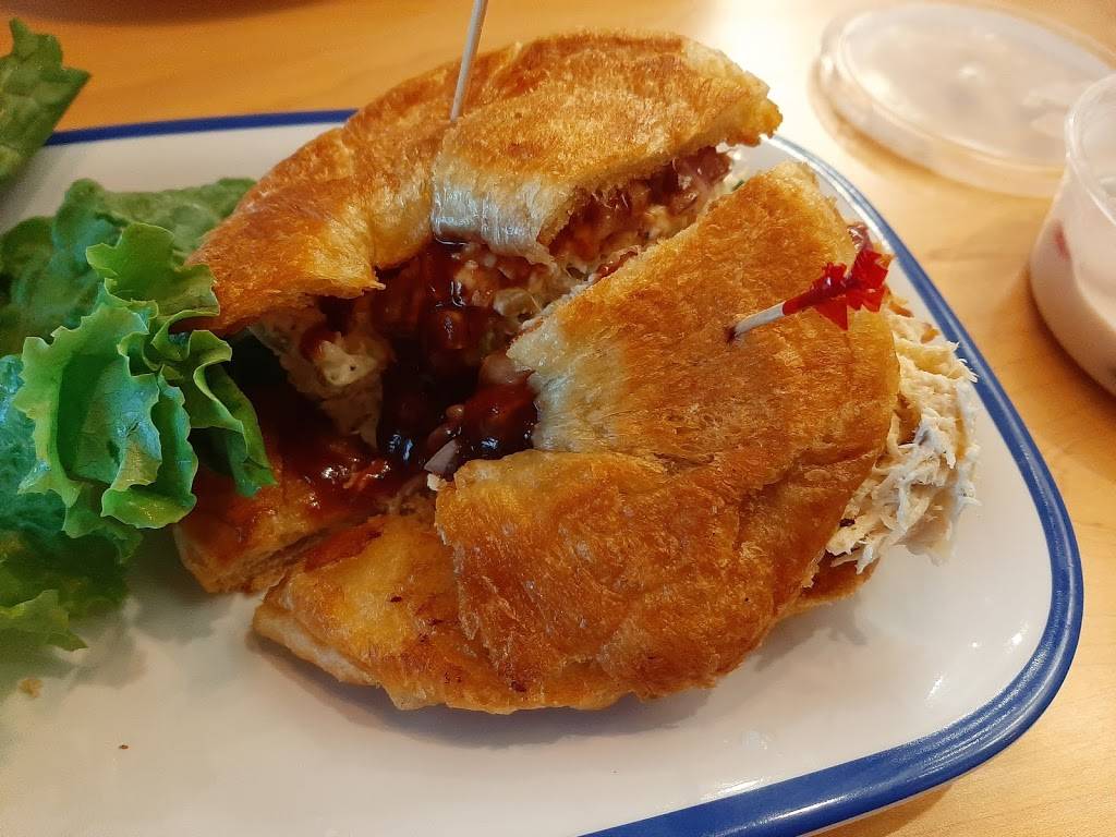 Roost | restaurant | 310 E Hawkins Pkwy Suite 102, Longview, TX 75605, USA | 4306257373 OR +1 430-625-7373