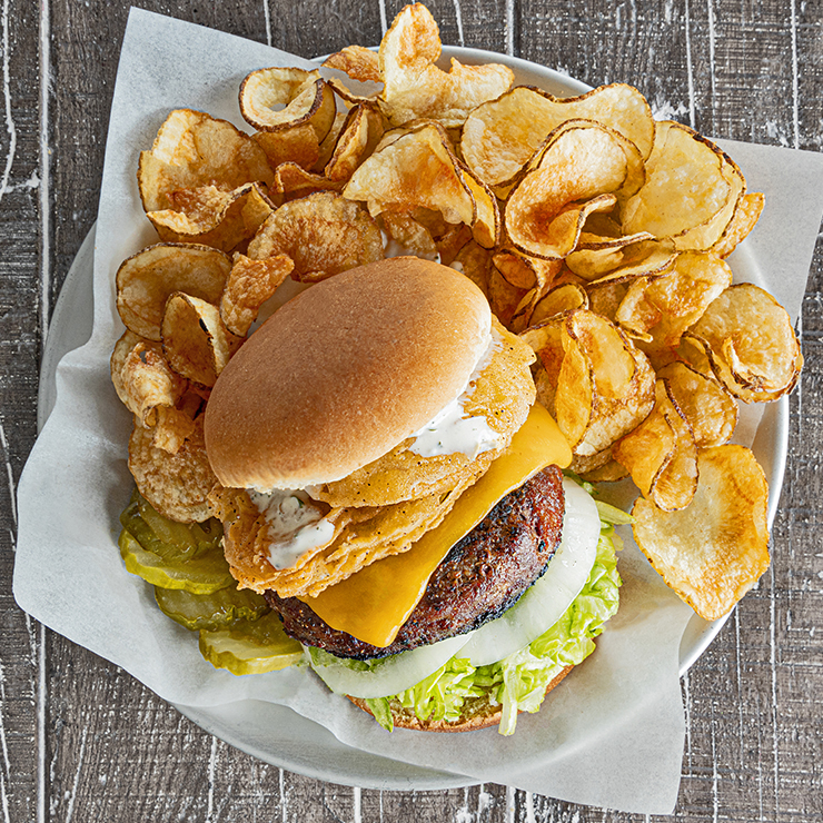 Buffalos | restaurant | 6854 Eastchase Pkwy, Montgomery, AL 36117, USA | 3342394444 OR +1 334-239-4444