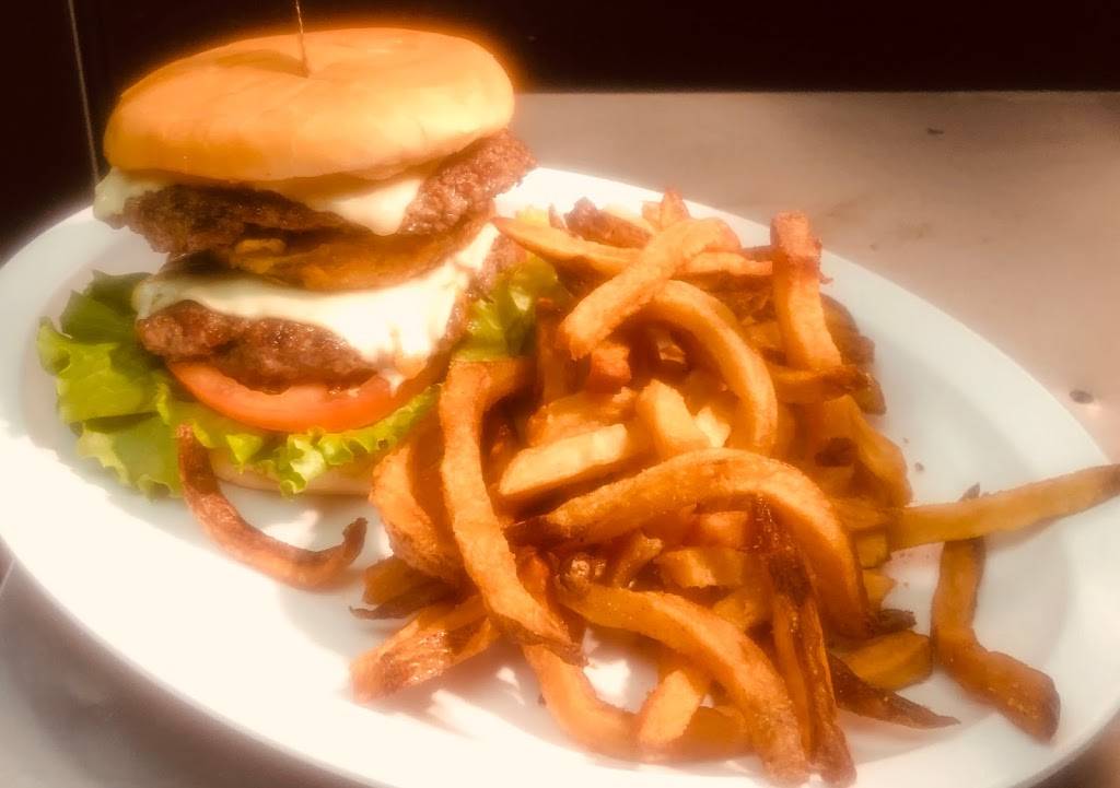 Sams Family Diner | restaurant | 1084 W Centerton Blvd, Centerton, AR 72719, USA | 4797950120 OR +1 479-795-0120