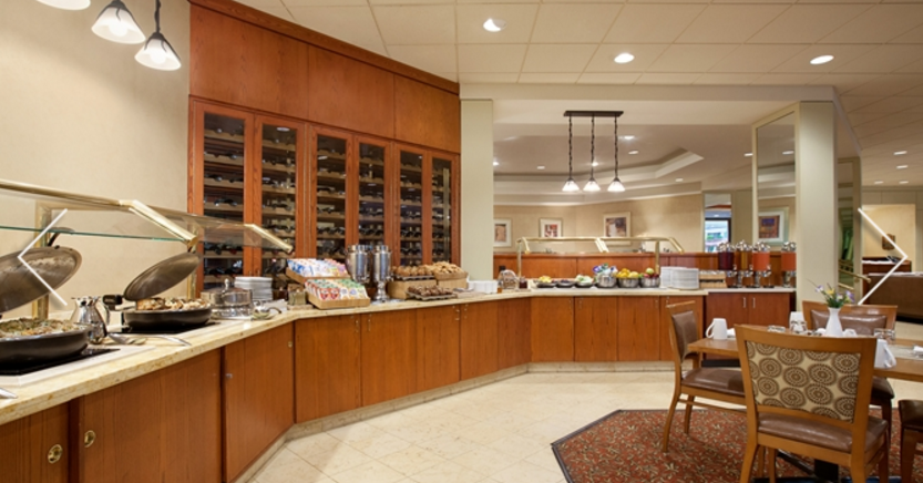 SORA | restaurant | DoubleTree by Hilton Hotel Boston-Bedford Glen, 44 Middlesex Turnpike, Bedford, MA 01730, USA | 7812755500 OR +1 781-275-5500